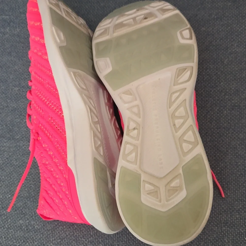 APL Athletic Propulsion Labs Techloom Wave Fusion Sneakers - Picture 5 of 6
